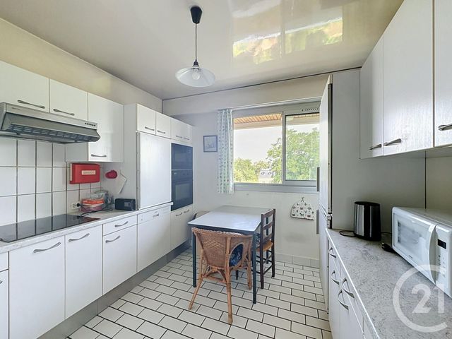 Appartement à vendre - 4 pièces - 103.0 m2 - CHATOU - 78 - ILE-DE-FRANCE - Century 21 F.S.K