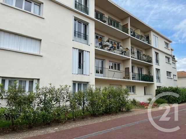 Appartement F2 à louer - 2 pièces - 46.97 m2 - CHATOU - 78 - ILE-DE-FRANCE - Century 21 F.S.K
