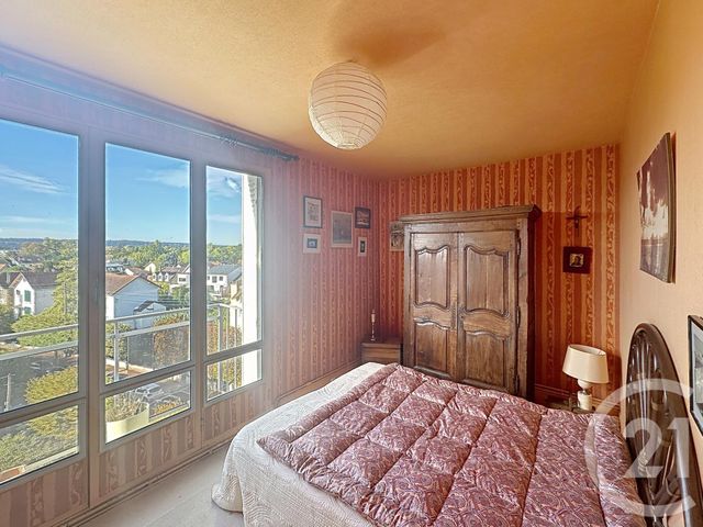 Appartement à vendre - 4 pièces - 63.6 m2 - RUEIL MALMAISON - 92 - ILE-DE-FRANCE - Century 21 F.S.K