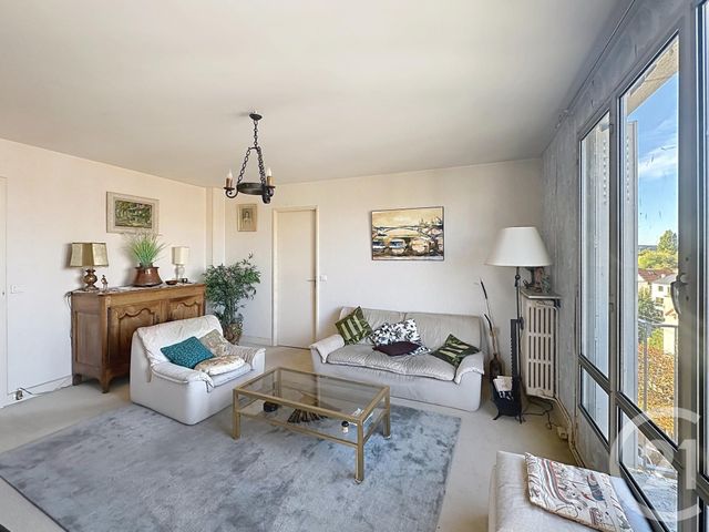 Appartement à vendre - 4 pièces - 63.6 m2 - RUEIL MALMAISON - 92 - ILE-DE-FRANCE - Century 21 F.S.K