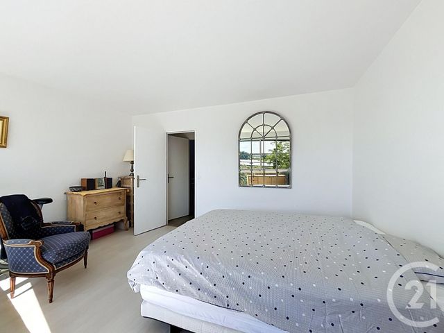 Appartement F3 à louer - 3 pièces - 80.04 m2 - CHATOU - 78 - ILE-DE-FRANCE - Century 21 F.S.K