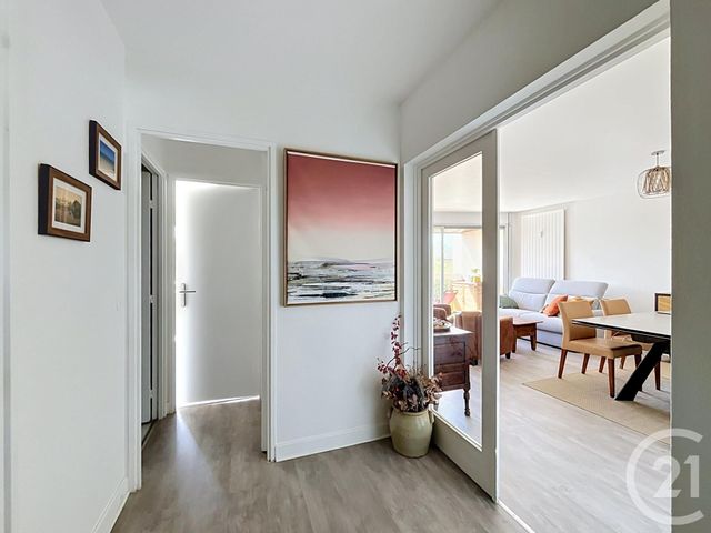 Appartement F3 à louer - 3 pièces - 80.04 m2 - CHATOU - 78 - ILE-DE-FRANCE - Century 21 F.S.K