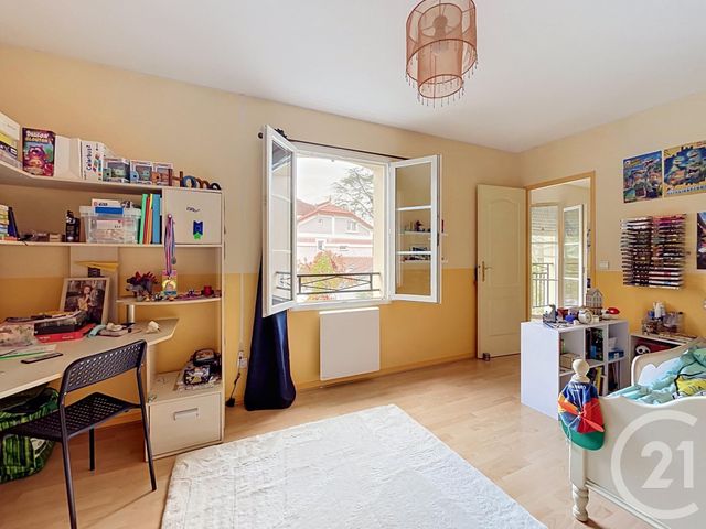 maison à louer - 7 pièces - 216.12 m2 - CHATOU - 78 - ILE-DE-FRANCE - Century 21 F.S.K