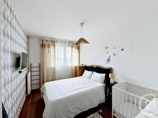 Appartement F3 à vendre - 3 pièces - 71.0 m2 - CHATOU - 78 - ILE-DE-FRANCE - Century 21 F.S.K