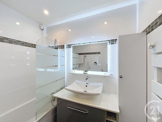 Appartement F3 à vendre - 3 pièces - 68.3 m2 - CHATOU - 78 - ILE-DE-FRANCE - Century 21 F.S.K