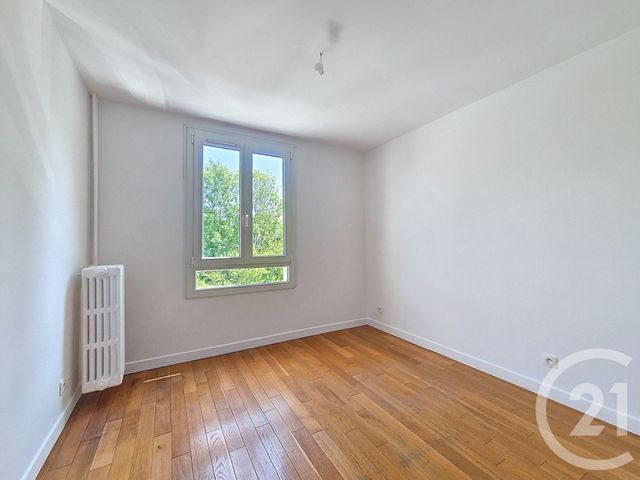 Appartement F3 à vendre - 3 pièces - 52.08 m2 - RUEIL MALMAISON - 92 - ILE-DE-FRANCE - Century 21 F.S.K