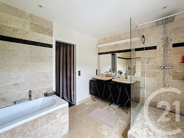 maison à vendre - 8 pièces - 213.0 m2 - CHATOU - 78 - ILE-DE-FRANCE - Century 21 F.S.K