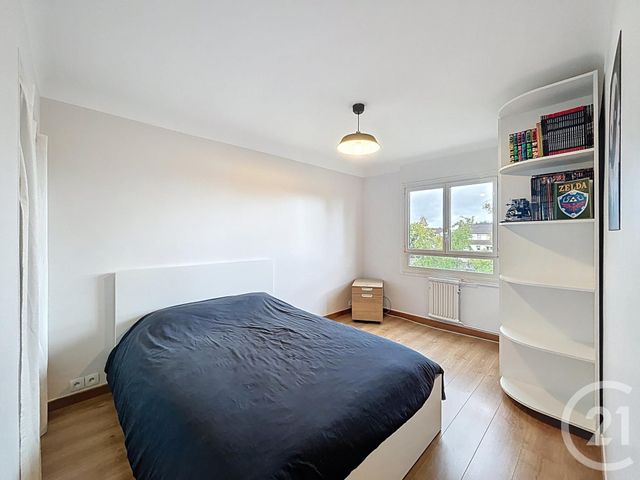 Afficher la photo en grand Appartement F4 à vendre - 4 pièces - 69.48 m2 - HOUILLES - 78 - ILE-DE-FRANCE - Century 21 F.S.K