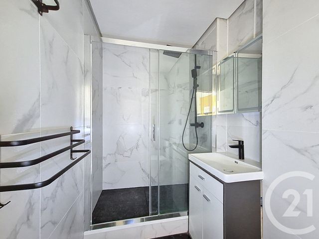 Afficher la photo en grand Appartement F1 à vendre - 1 pièce - 30.38 m2 - CHATOU - 78 - ILE-DE-FRANCE - Century 21 F.S.K