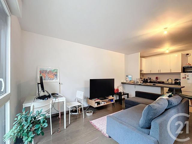 Appartement F2 à louer - 2 pièces - 51.2 m2 - RUEIL MALMAISON - 92 - ILE-DE-FRANCE - Century 21 F.S.K