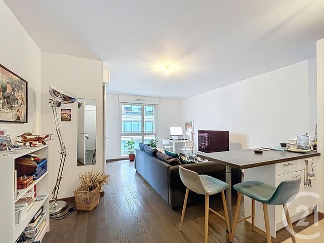Appartement F2 à louer - 2 pièces - 51.2 m2 - RUEIL MALMAISON - 92 - ILE-DE-FRANCE - Century 21 F.S.K