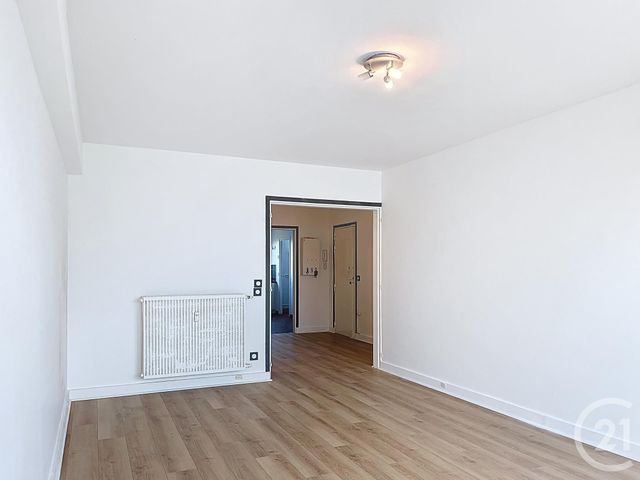 Appartement F2 à louer - 2 pièces - 62.74 m2 - CHATOU - 78 - ILE-DE-FRANCE - Century 21 F.S.K