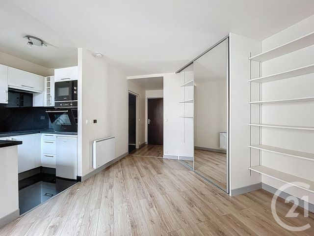 Appartement Studio à louer - 1 pièce - 30.97 m2 - RUEIL MALMAISON - 92 - ILE-DE-FRANCE - Century 21 F.S.K