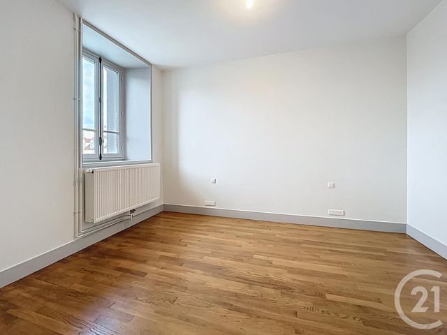 Appartement à louer - 2 pièces - 49.4 m2 - ST GERMAIN EN LAYE - 78 - ILE-DE-FRANCE - Century 21 F.S.K