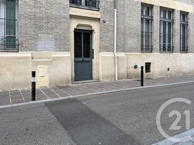 Appartement à louer - 2 pièces - 49.4 m2 - ST GERMAIN EN LAYE - 78 - ILE-DE-FRANCE - Century 21 F.S.K