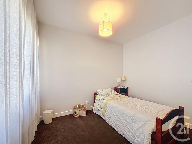 Appartement F5 à louer - 5 pièces - 98.63 m2 - CHATOU - 78 - ILE-DE-FRANCE - Century 21 F.S.K