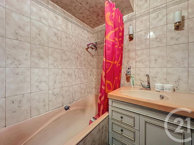 Appartement à vendre - 3 pièces - 78.52 m2 - CHATOU - 78 - ILE-DE-FRANCE - Century 21 F.S.K