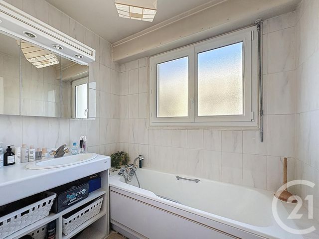 Appartement F6 à vendre - 6 pièces - 100.16 m2 - LE VESINET - 78 - ILE-DE-FRANCE - Century 21 F.S.K