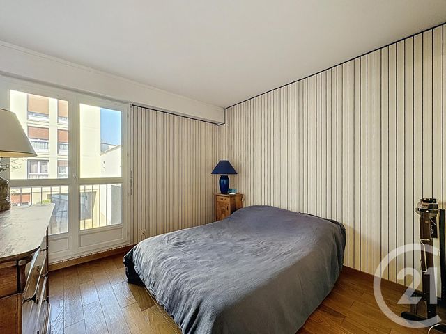 Appartement F6 à vendre - 6 pièces - 100.16 m2 - LE VESINET - 78 - ILE-DE-FRANCE - Century 21 F.S.K