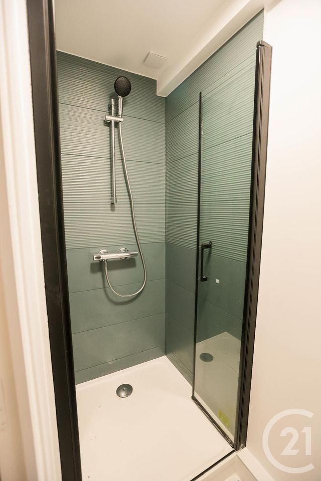 Appartement Studio à louer - 1 pièce - 25.1 m2 - SARTROUVILLE - 78 - ILE-DE-FRANCE - Century 21 F.S.K