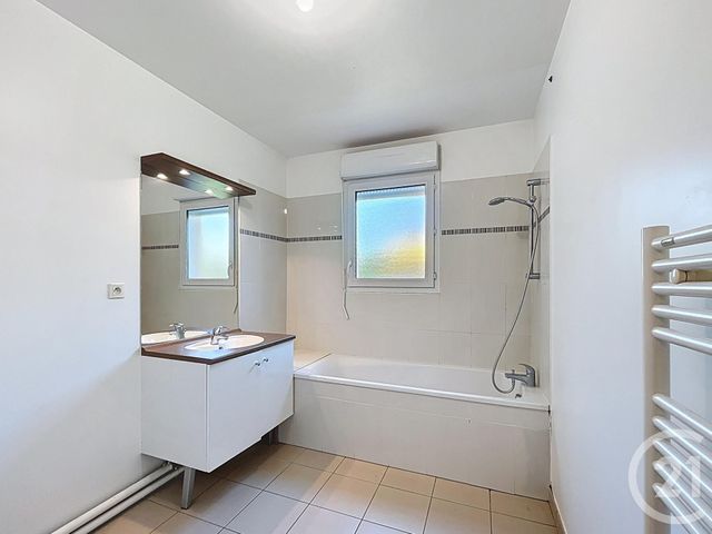 Appartement à louer - 2 pièces - 39.53 m2 - CHATOU - 78 - ILE-DE-FRANCE - Century 21 F.S.K