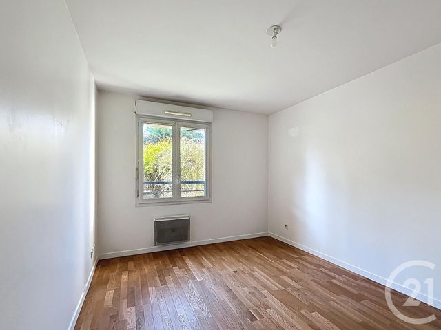 Appartement à louer - 2 pièces - 39.53 m2 - CHATOU - 78 - ILE-DE-FRANCE - Century 21 F.S.K