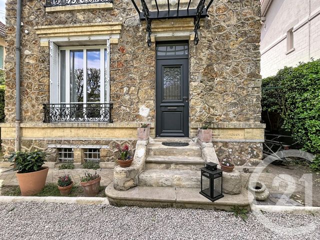 maison à louer - 5 pièces - 110.72 m2 - CHATOU - 78 - ILE-DE-FRANCE - Century 21 F.S.K